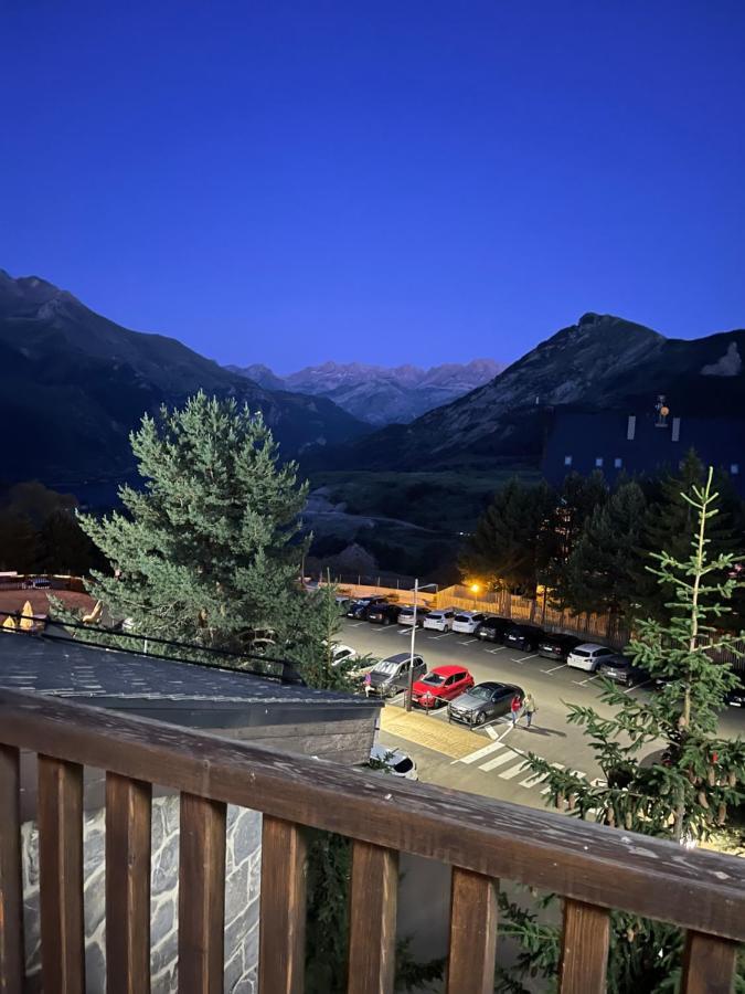 Snoe Hotel Formigal Bagian luar foto