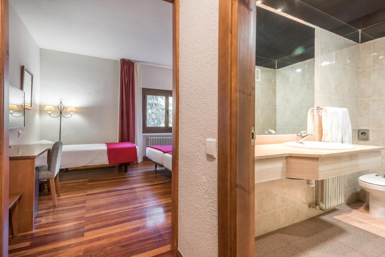 Snoe Hotel Formigal Bagian luar foto