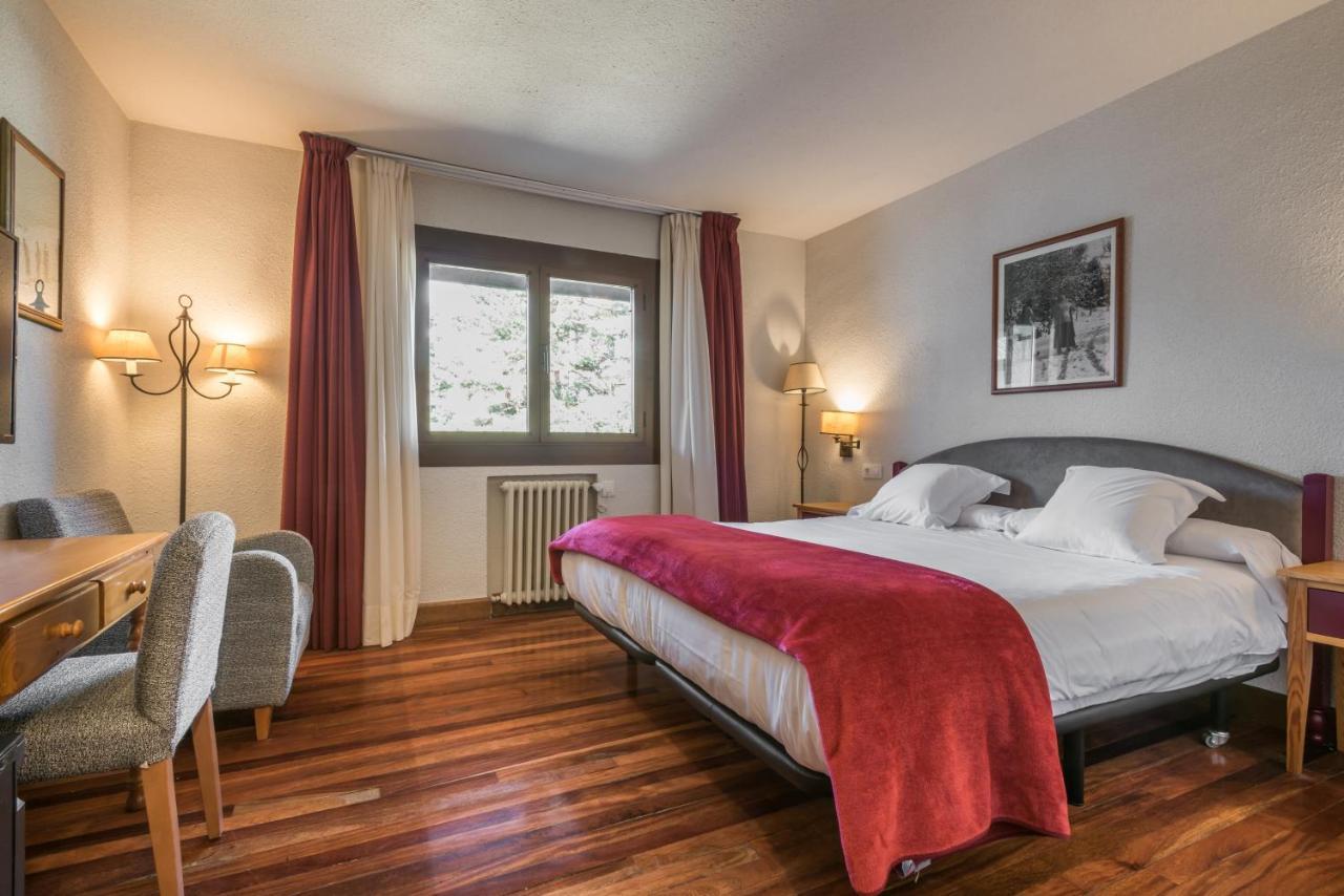 Snoe Hotel Formigal Bagian luar foto