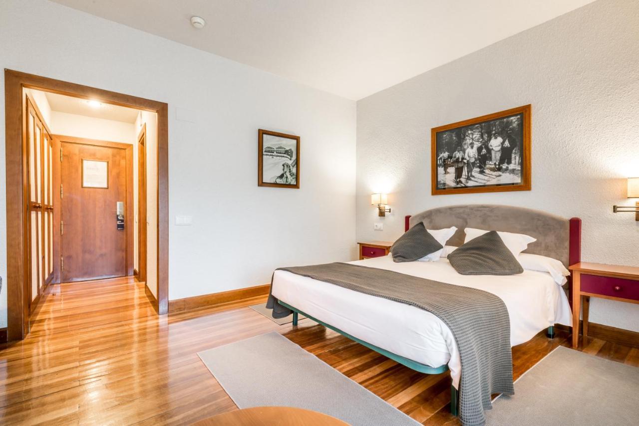 Snoe Hotel Formigal Bagian luar foto