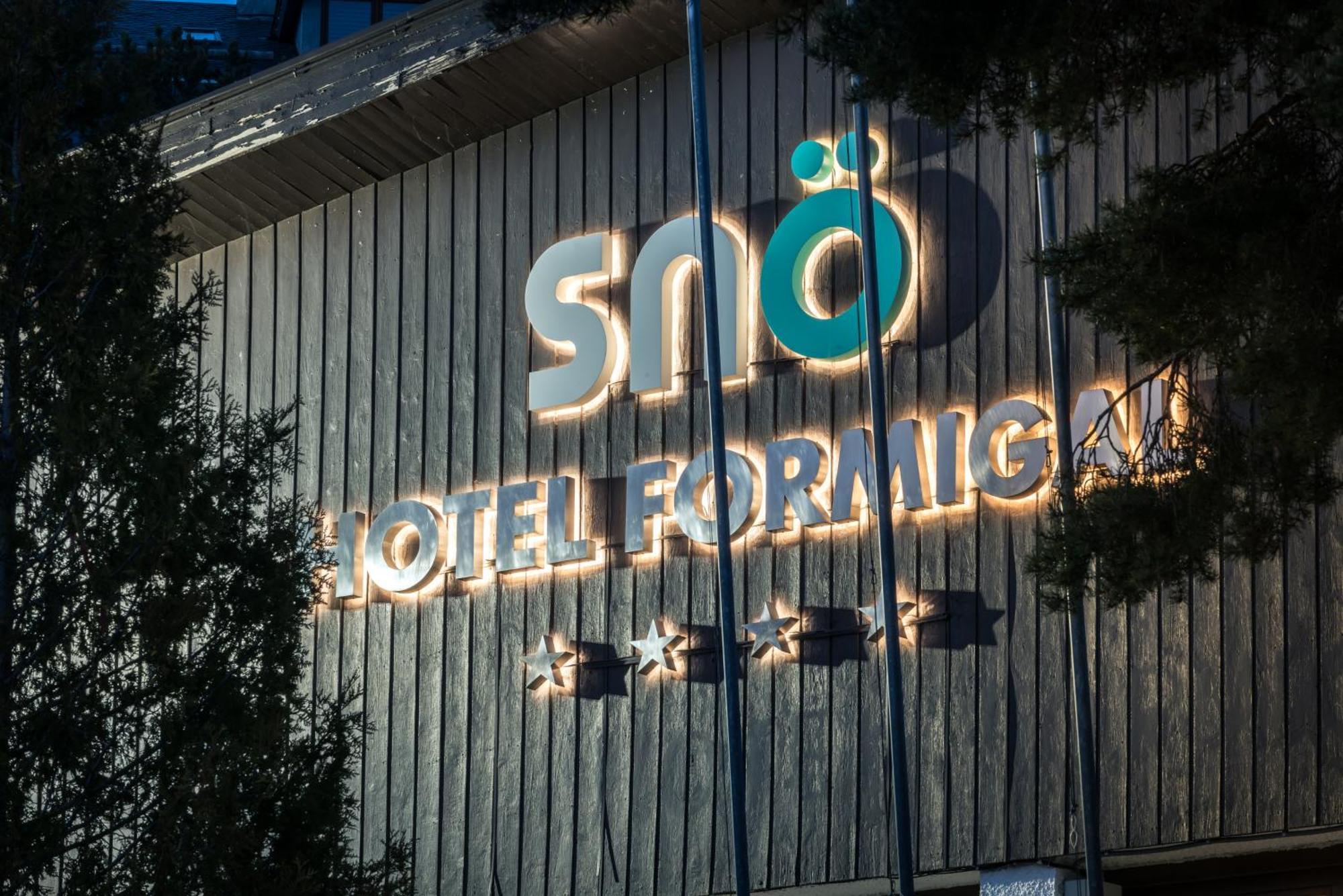Snoe Hotel Formigal Bagian luar foto