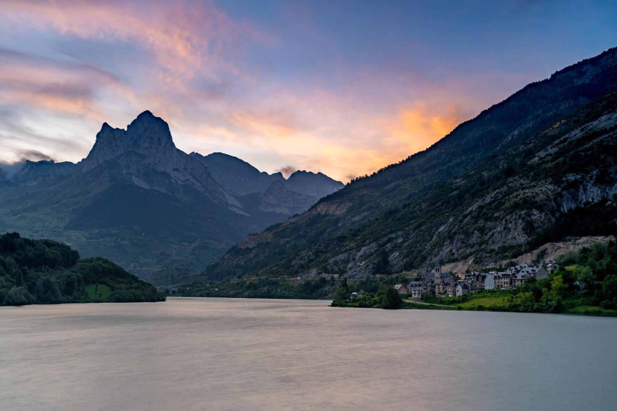 Snoe Hotel Formigal Bagian luar foto